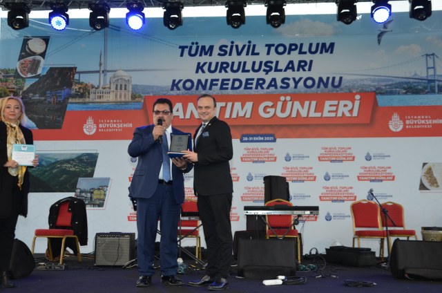 tum-sivil-toplum-kuruluslari-tanitim-gunlerinde-samkon-yenikapida-yerini-aldi-004.JPG