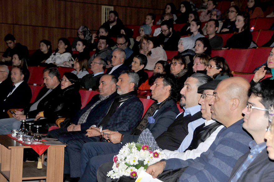 turk-sanat-muzigi-100-yil-ozel-konseri-gonulleri-fethetti-3.jpg