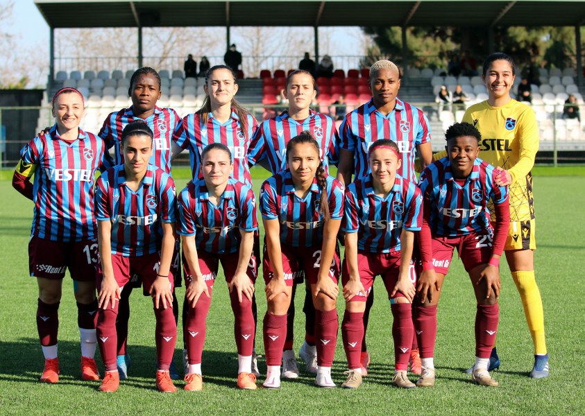 turkcell-kadin-futbol-super-ligi-yabpa-1-trabzonspor-5-006.jpg