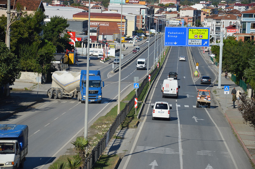 turkiyede-boyle-yan-yol-yok-sadece-bafrada-var1.jpg