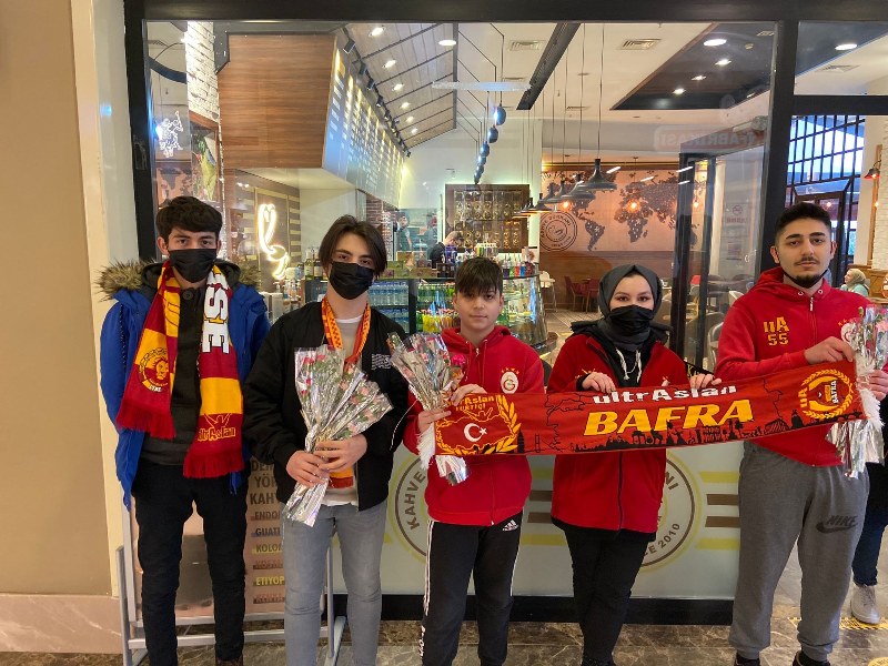 ultraslan-bafra-8-martta-kadinlari-unutmadi-002.jpeg