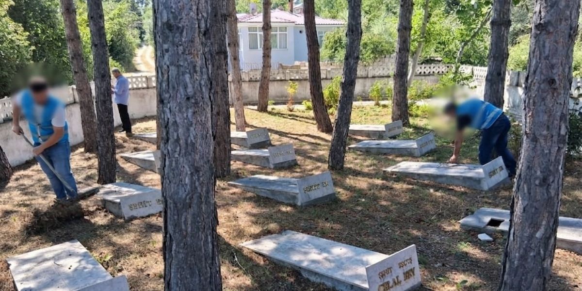 vezirkoprude-sehitlikte-anlamli-15-temmuz-calismasi.jpg