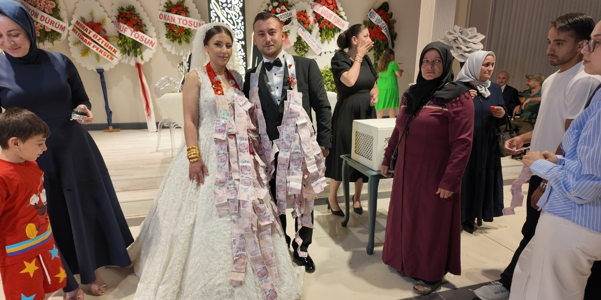 vip-gayrimenkul-ailesinin-mutlu-gunu-001.jpg