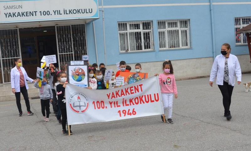 yakakent-100-yil-ilkokulundan-buyuk-basari-003.jpg