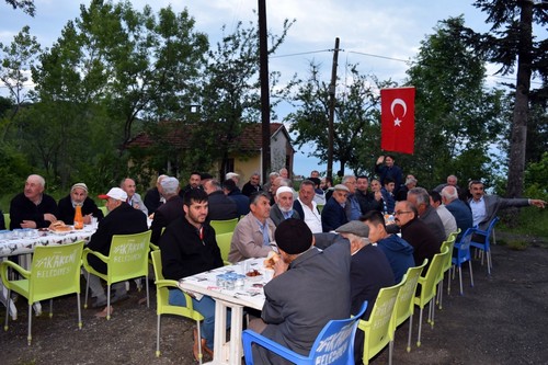 yakakentte-ramazan-aslina-uygun-devam-ediyor.jpg