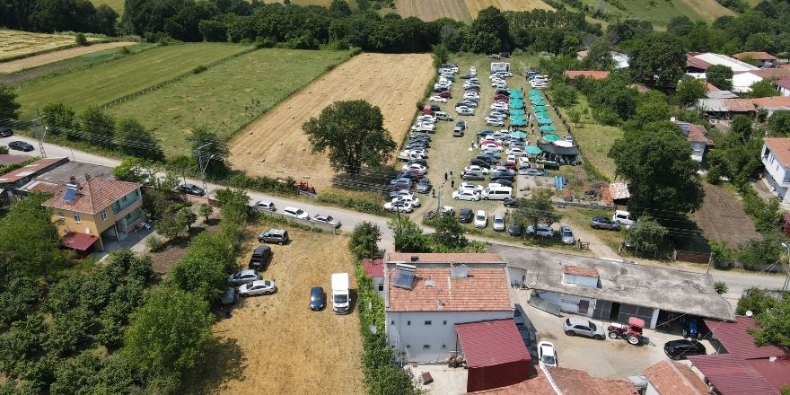 yakintas-mahallesinde-kurban-bayrami-yogunlugu.jpg