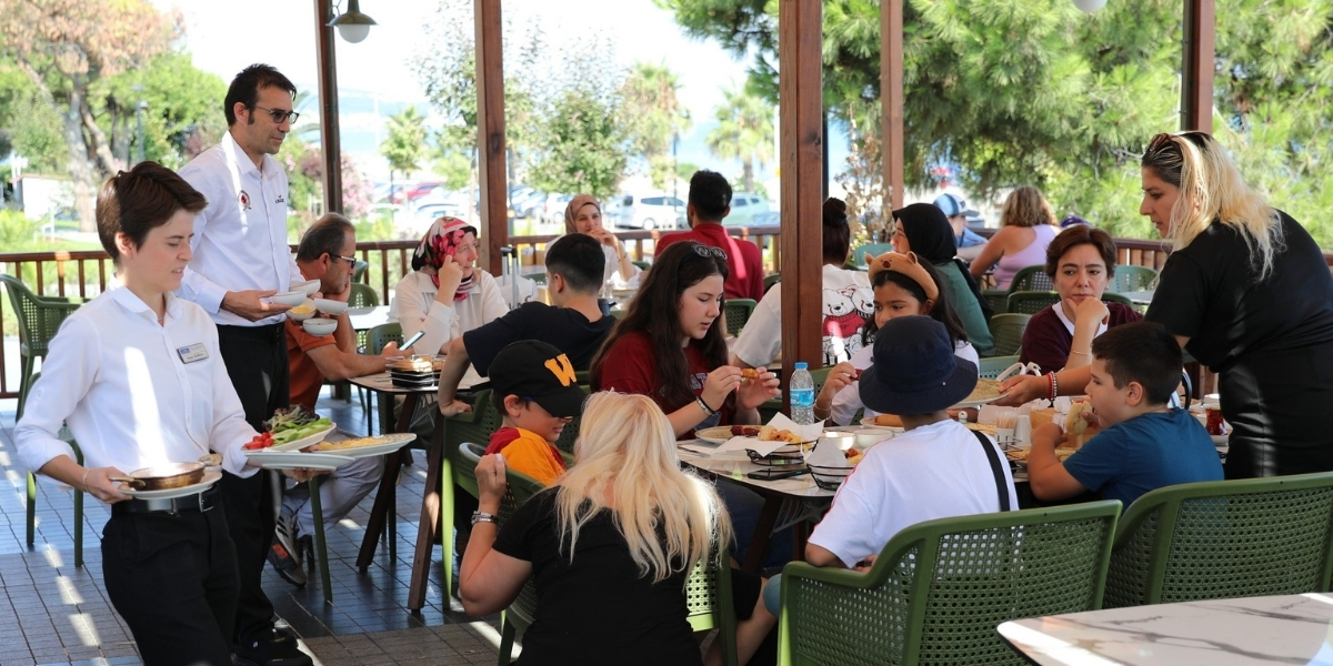 yali-kafe-002.jpg