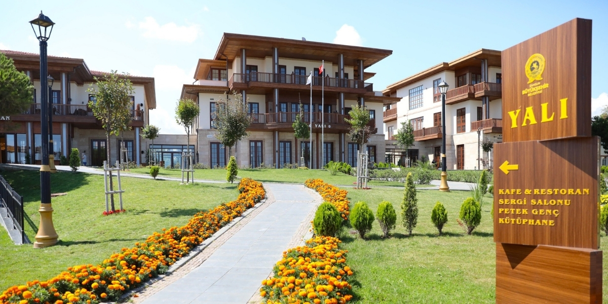 yali-kafe.jpg