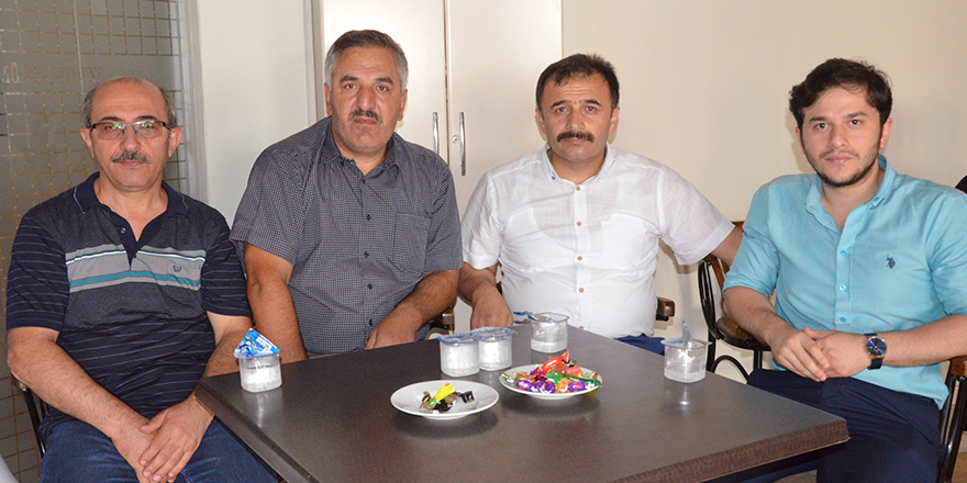 yavuz-selim-vakfinda-bayramlasma-5.jpg