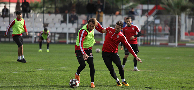 yilport-samsunspor-manisaspor-maci-hazirliklarini-surdurdu-2.jpg