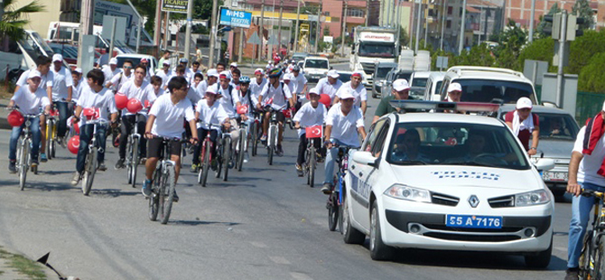 zafer-bayrami-pedallar-cevrildi8.jpg