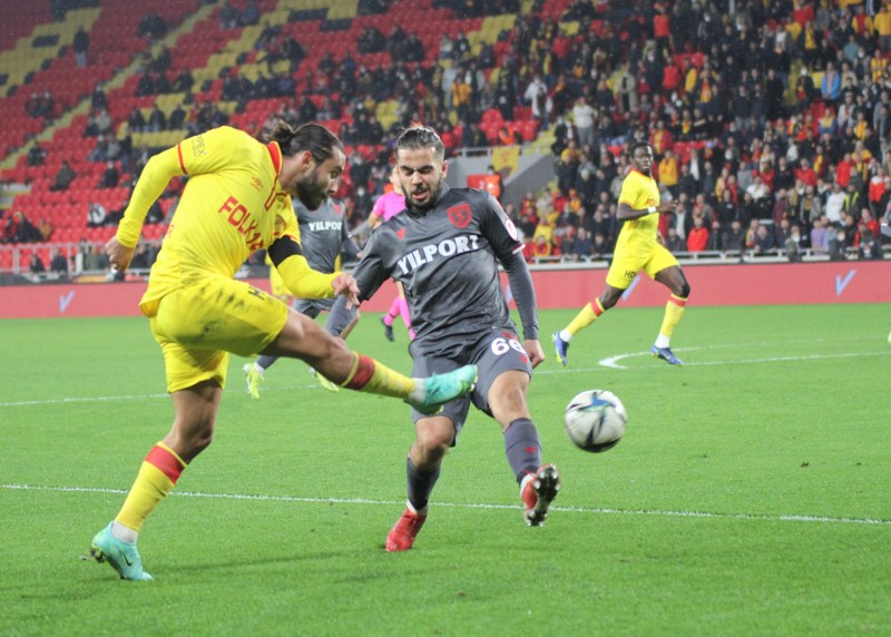 ziraat-turkiye-kupasi-goztepe-1-samsunspor-0-003.jpg