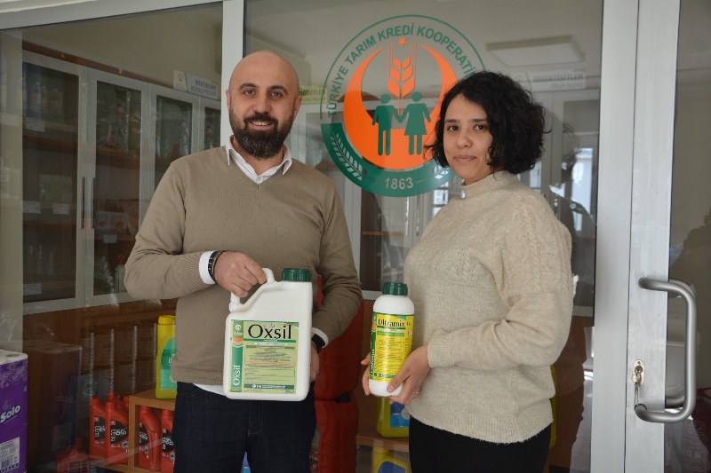zirai-ilac-ve-ozel-sivi-toz-gubre-satislarina-baslandi-001.jpeg