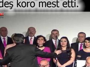Kardeş koro mest etti