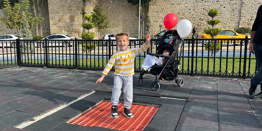 Sinop'ta vatandaşlar güneşli havanın keyfini çıkardı